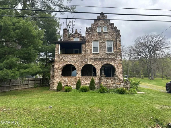 1761 Princeton Rd, Altoona, PA 16602