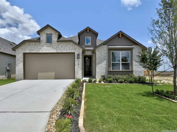 128 Red Oak, Castroville, TX 78009