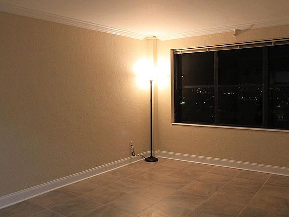 5th image of 311 W Ashley St APT 905