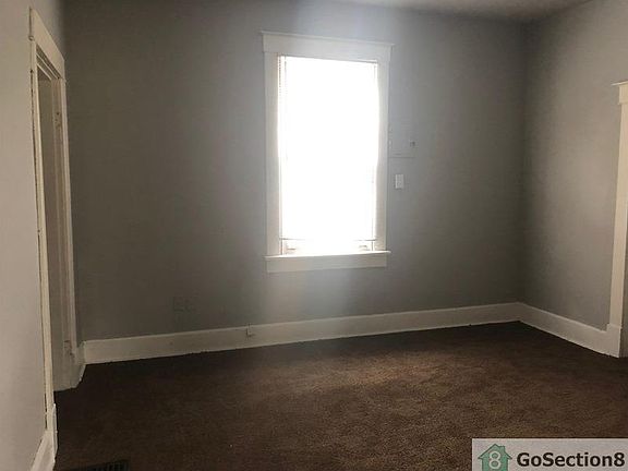 5th image of 2715 Indianapolis Ave