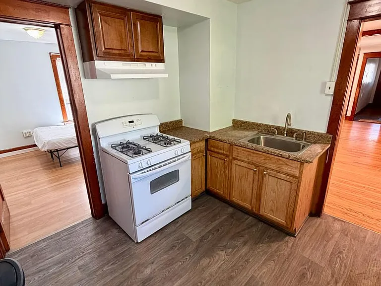 22 Mildred Ave — Photo 23