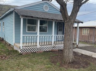 1126 S 4th St, Dayton, WA 99328