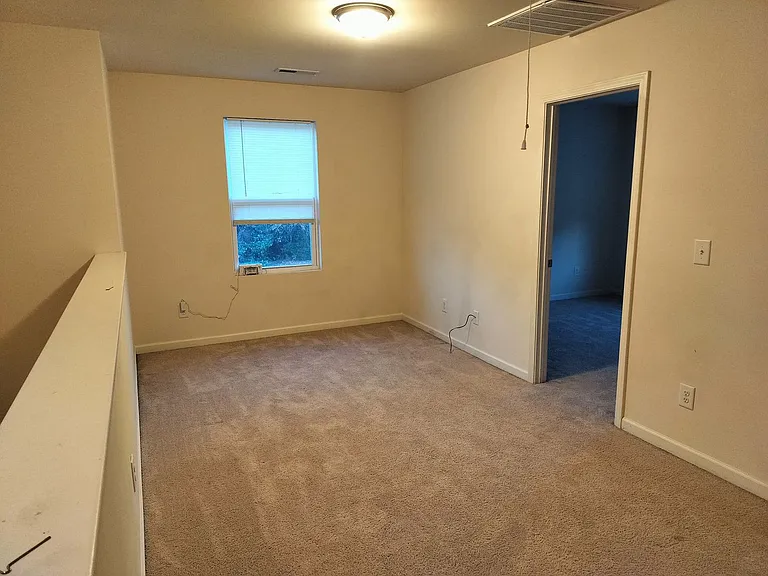 405 Holman St — Photo 17