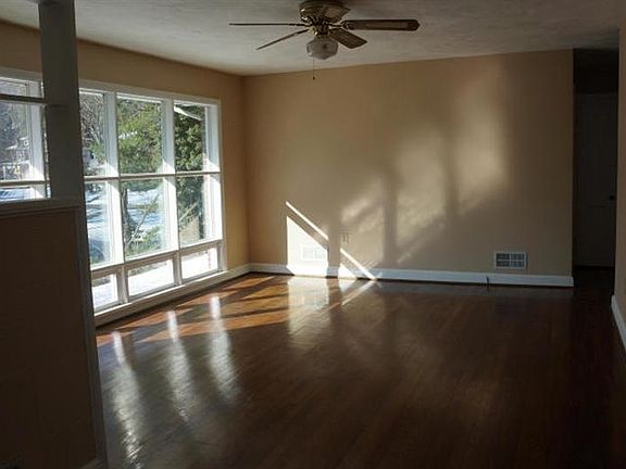 2nd image of 2549 Brambleton Ave SW