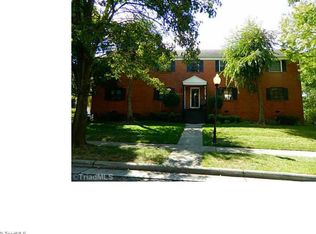 1307 Eaton Pl APT A, High Pt, NC 27262