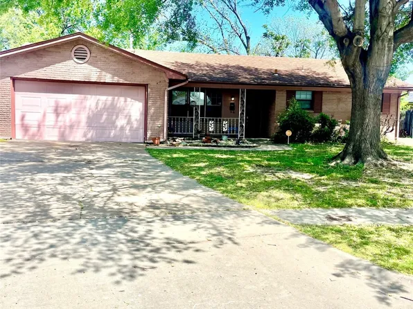 10927 E 19th Pl, Tulsa, OK 74128