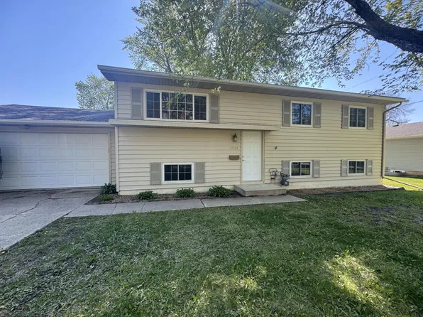 1601 8th Ave NE, Owatonna, MN 55060