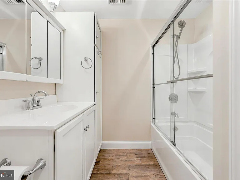 304 King Of Prussia Rd #2A — Photo 13
