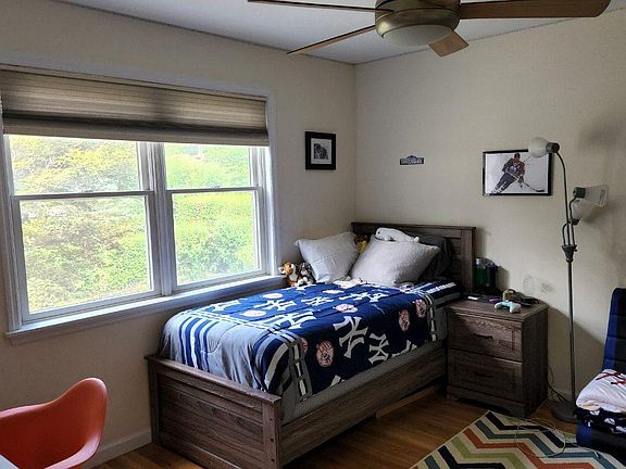 4th image of 33 Washington Ave #1