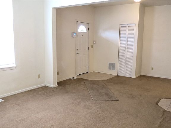 4th image of 6808 S Warner St
