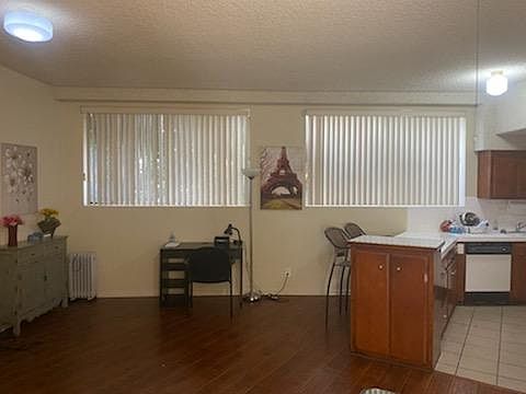 3rd image of 1259 S Camden Dr