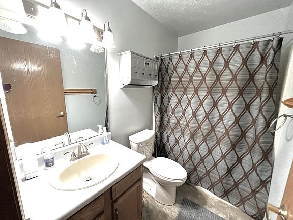 5th image of 518 Ingram Dr