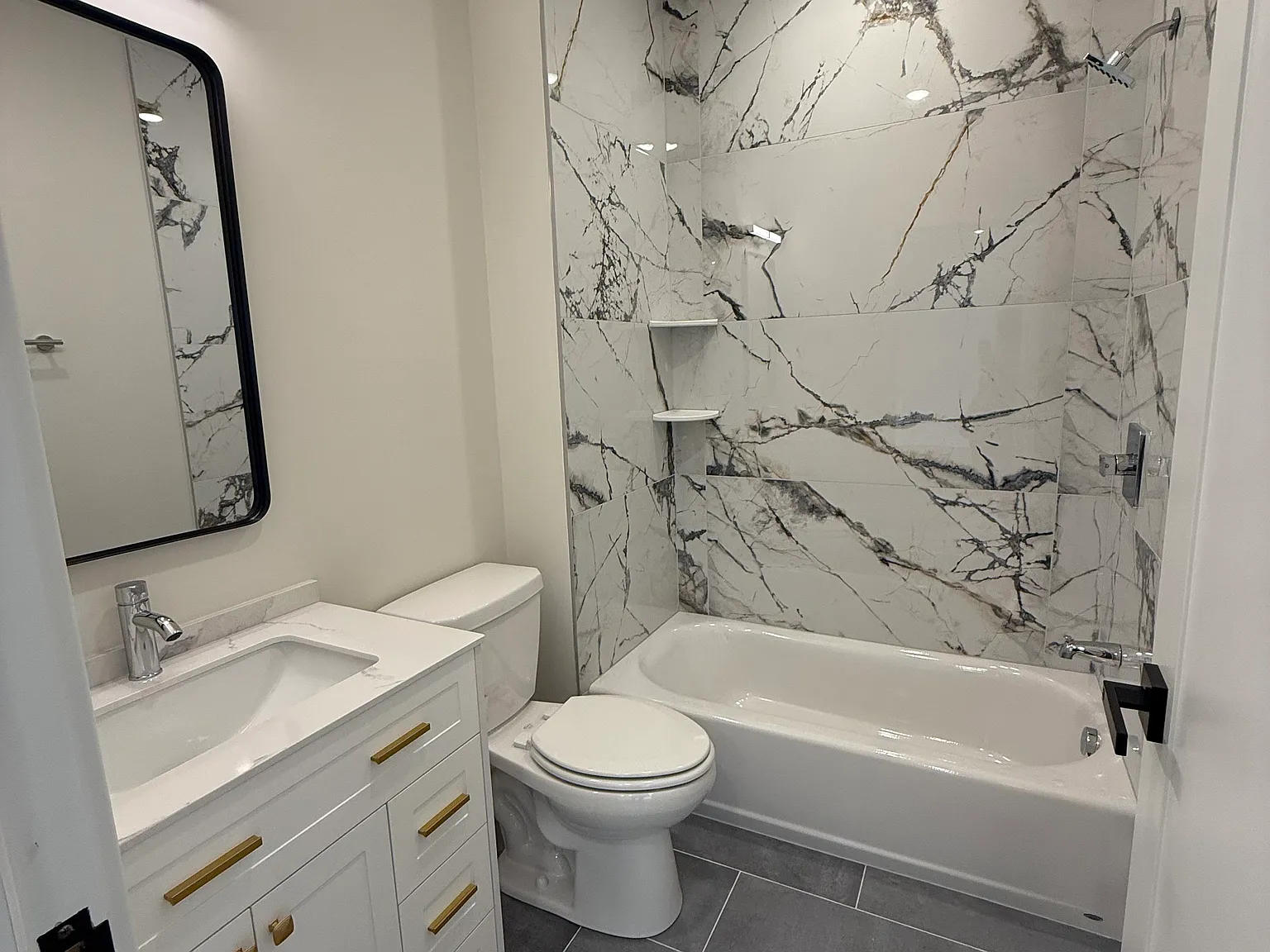 2 bed, 952 sqft, $2,975 — Photo 4