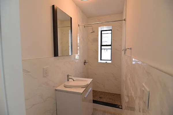 Rented by Zuz Realty | media 20