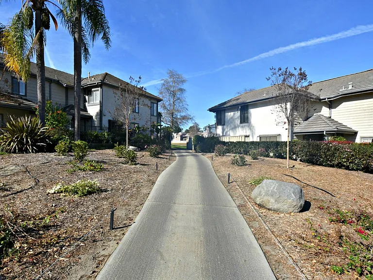 1955 Spyglass Cir — Photo 27