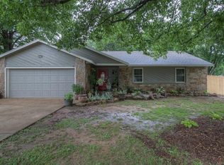 5025 S Ash Ct W, Broken Arrow, OK 74011