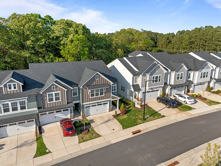 6508 Amber Springs Dr — Photo 46