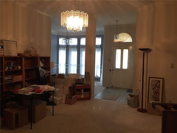 5th image of 2928 Panorama Dr