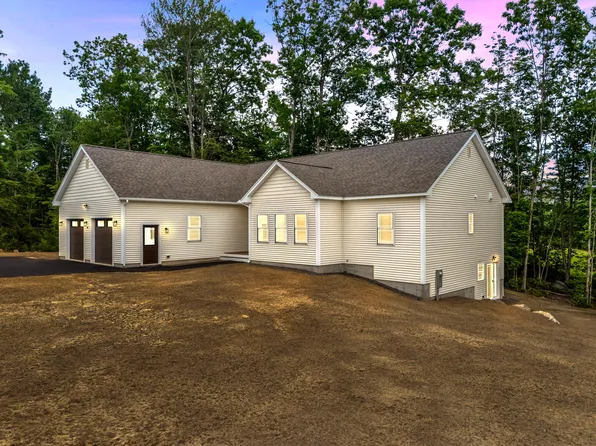 20 Eastern Lane, Standish, ME 04084