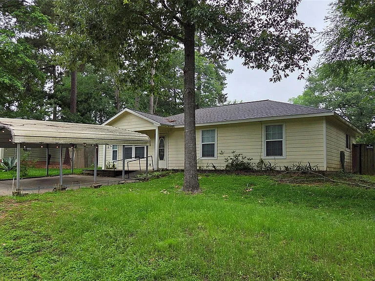 10635 Royal Cavins Dr — Photo 2