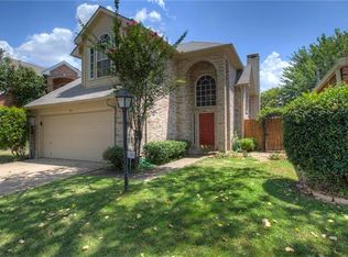 914 Golden Grove Dr, Lewisville, TX 75067