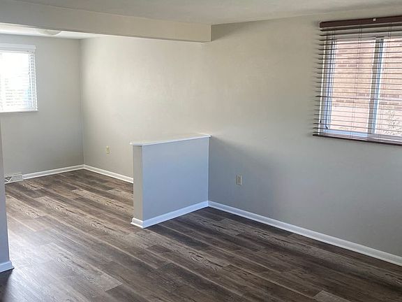 5th image of 13 Franklin Ave