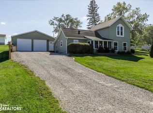 107 Brady St, Brooklyn, IA 52211