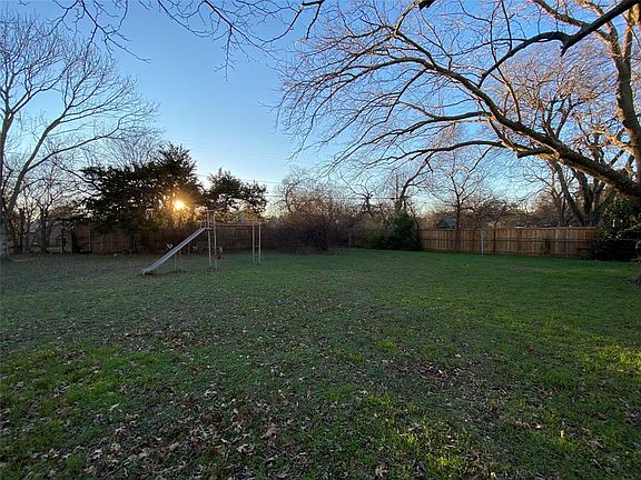 4th image of 506 Roundtop Blvd