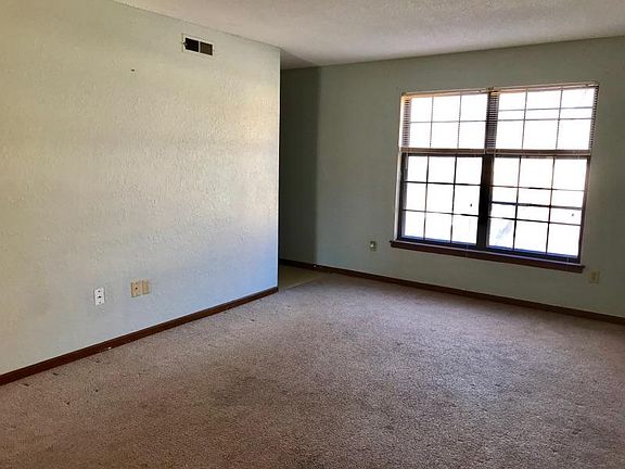 3rd image of 3248 NW Mill Dr