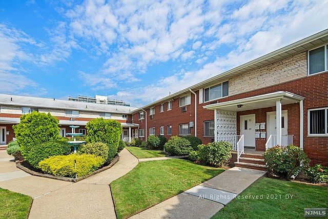 1st image of 1315 Anderson Ave #23-1523