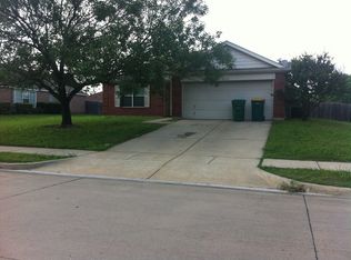 817 Breanna Way, Glenn Heights, TX 75154