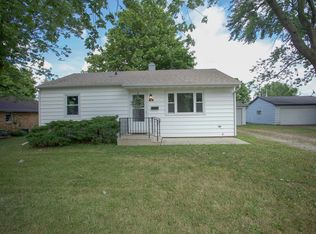 602 S Northwest St, Fisher, IL