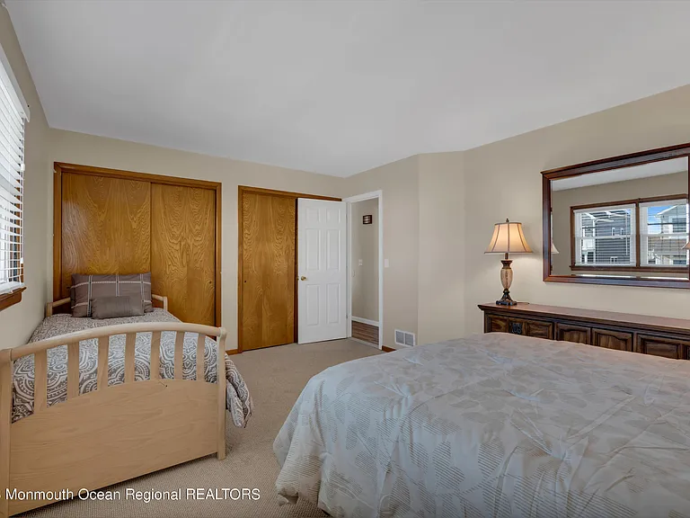 415 15th Ave — Photo 22