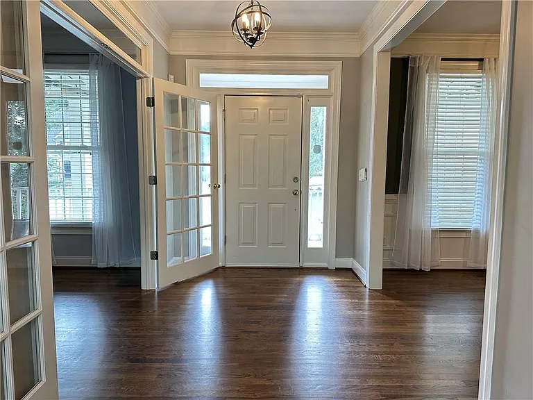 501 Bay Stand Ln — Photo 2