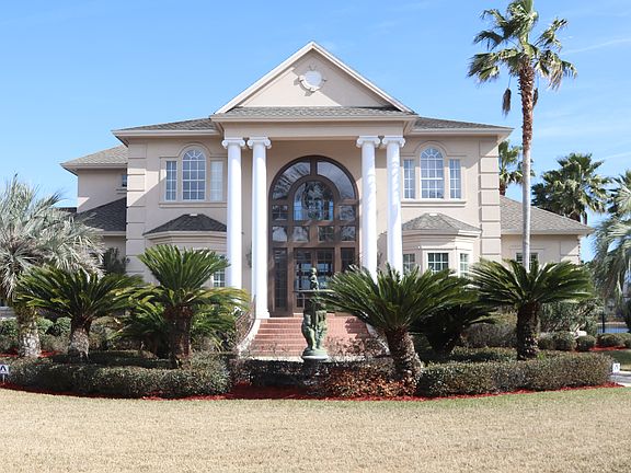 Estate with Grand Entrance