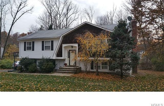 1st image of 3 Karow Ct