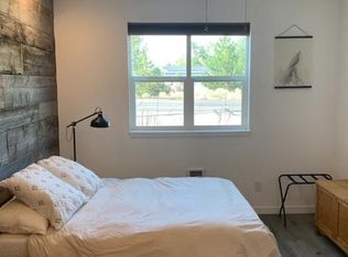 20655 Cooley Rd UNIT B, Bend, OR 97701