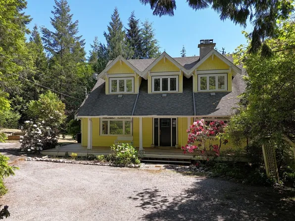 1397 Tanager Pl, Sunshine Coast, BC V0N 2W1