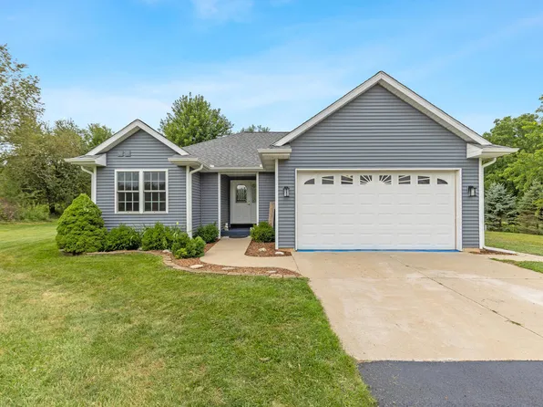 1746 Rowden Dr, Hastings, MI 49058