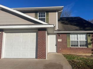 1330 N Frideriki Dr, Columbia, MO 65202