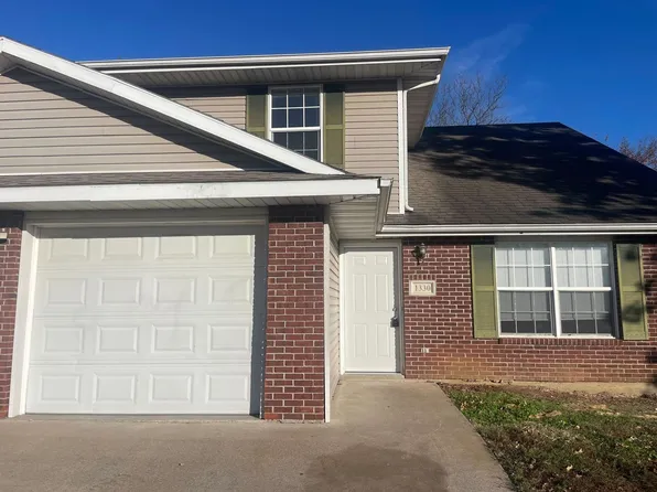 1330 N Frideriki Dr, Columbia, MO 65202