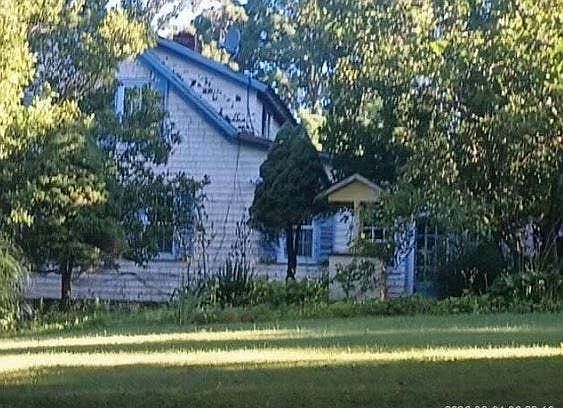 4th image of 658 Watertown Rd