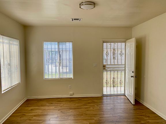 3rd image of 8620 Bennett Ave #8624