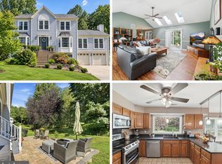 9817 Mainsail Dr, Gaithersburg, MD 20879
