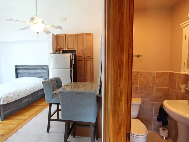 20 Berkeley Ave #7 — Photo 7