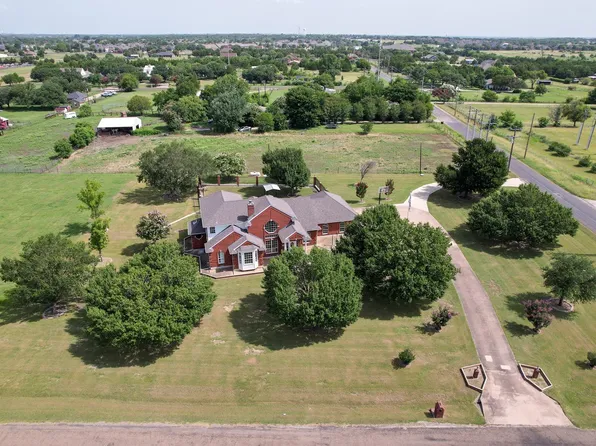 6603 Champion Rd, Midlothian, TX 76065