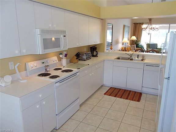 4th image of 2365 Harmony Ln APT 202
