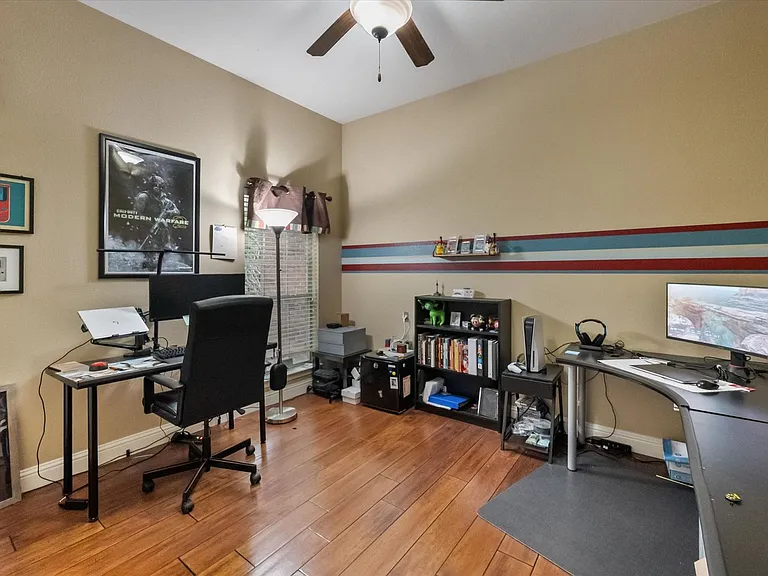 3 Savoy Ct — Photo 30