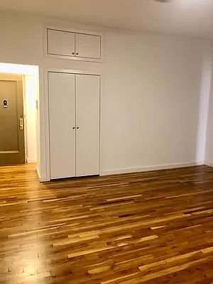 1st image of 102 E 31st St APT 3B