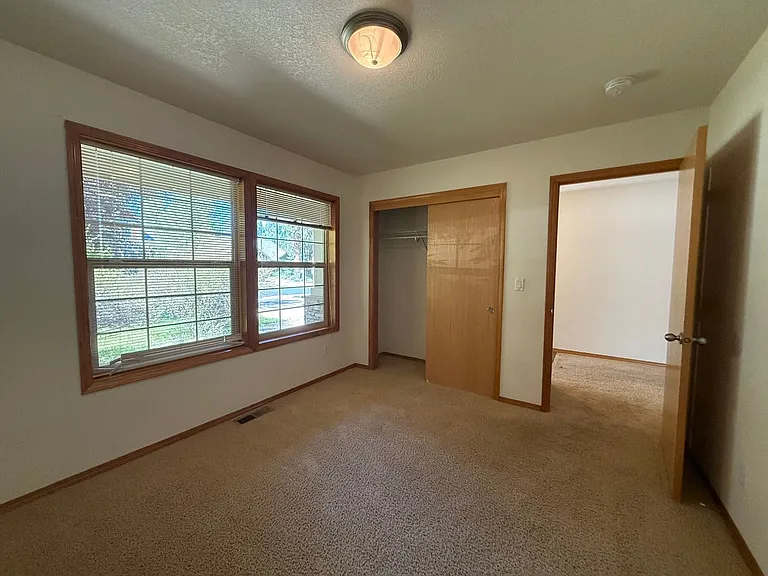 20591 Conifer Ave — Photo 12